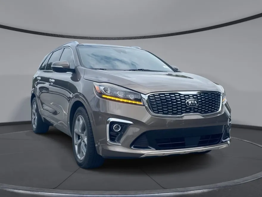 2019 Kia Sorento SX photo 1