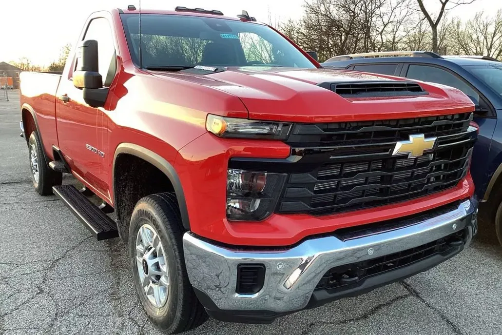 2025 Chevrolet Silverado 2500HD Work Truck photo 1