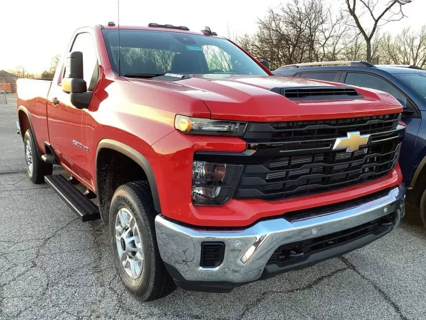 2025 Chevrolet Silverado 2500HD Work Truck photo 1