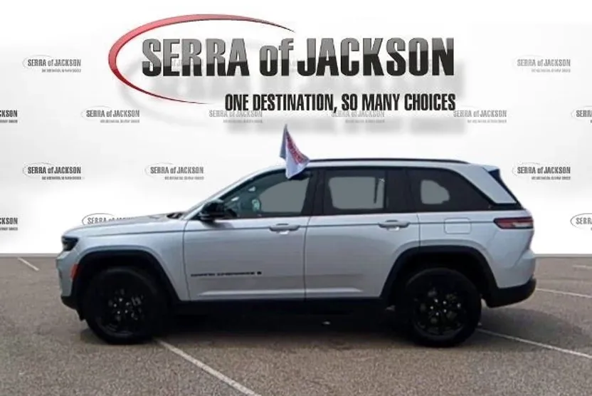 2024 Jeep Grand Cherokee Altitude X photo 1