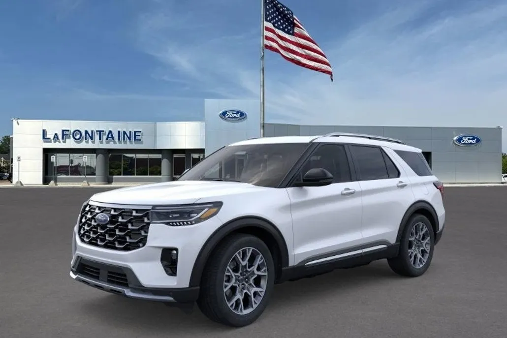 2025 Ford Explorer Platinum photo 1