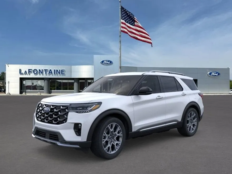 2025 Ford Explorer Platinum photo 1