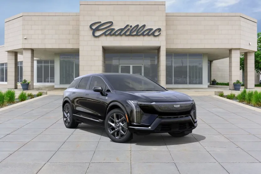 2025 Cadillac Optiq Luxury photo 1