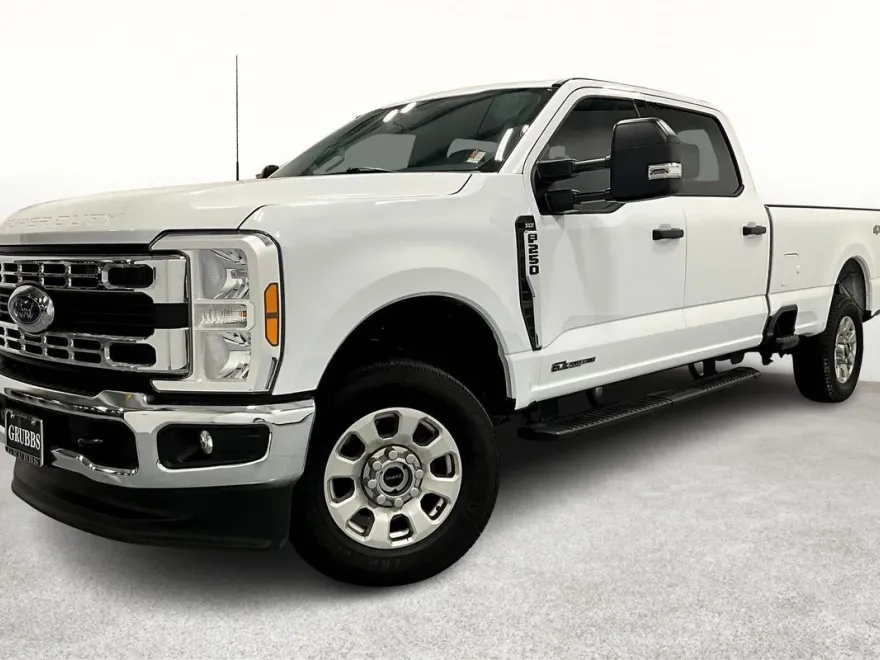 2024 Ford F-250 XLT photo 1
