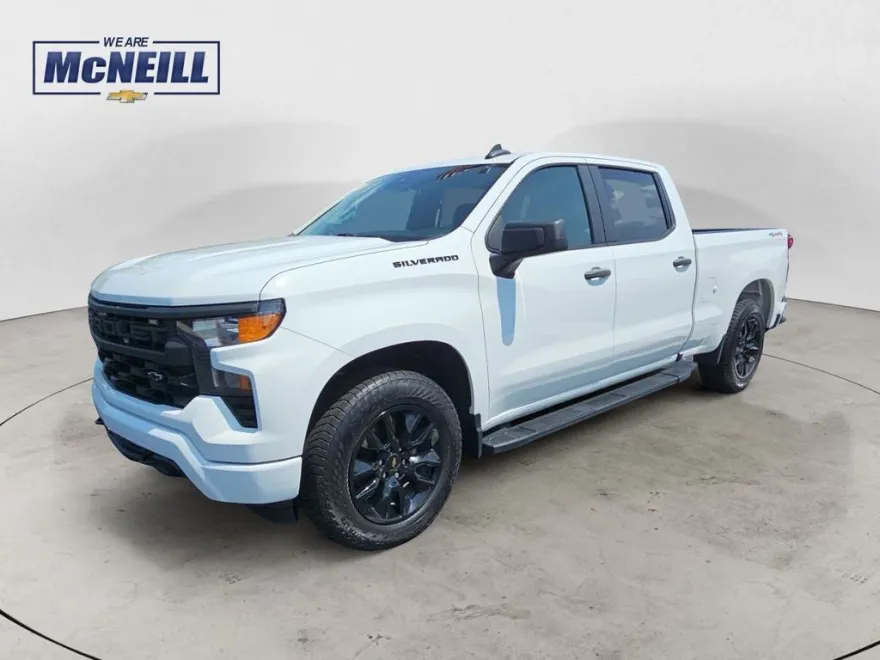 2022 Chevrolet Silverado 1500 Custom photo 1