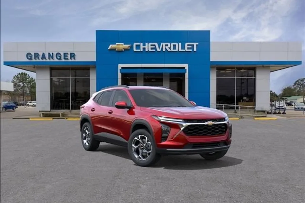 2026 Chevrolet Trax LT photo 1