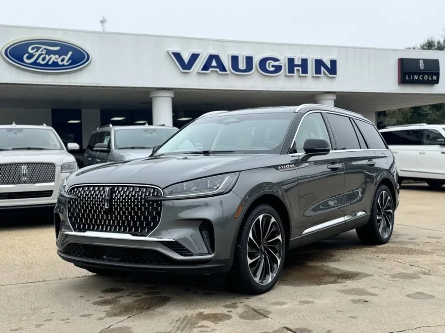 2025 Lincoln Aviator Reserve photo 1