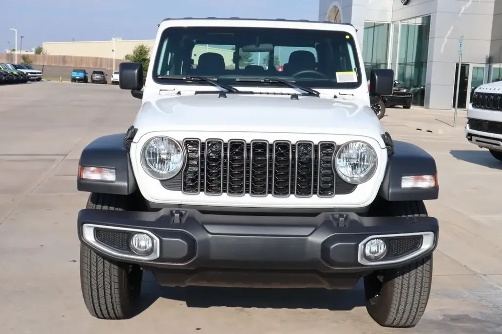 2025 Jeep Gladiator Sport photo 1