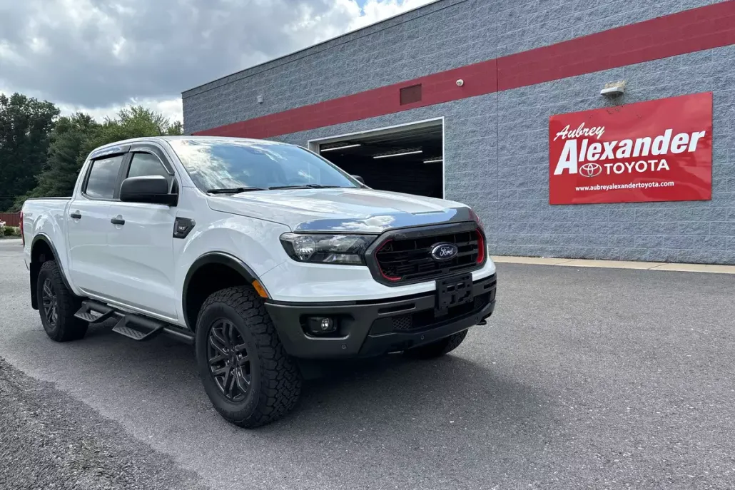 2023 Ford Ranger XLT photo 1