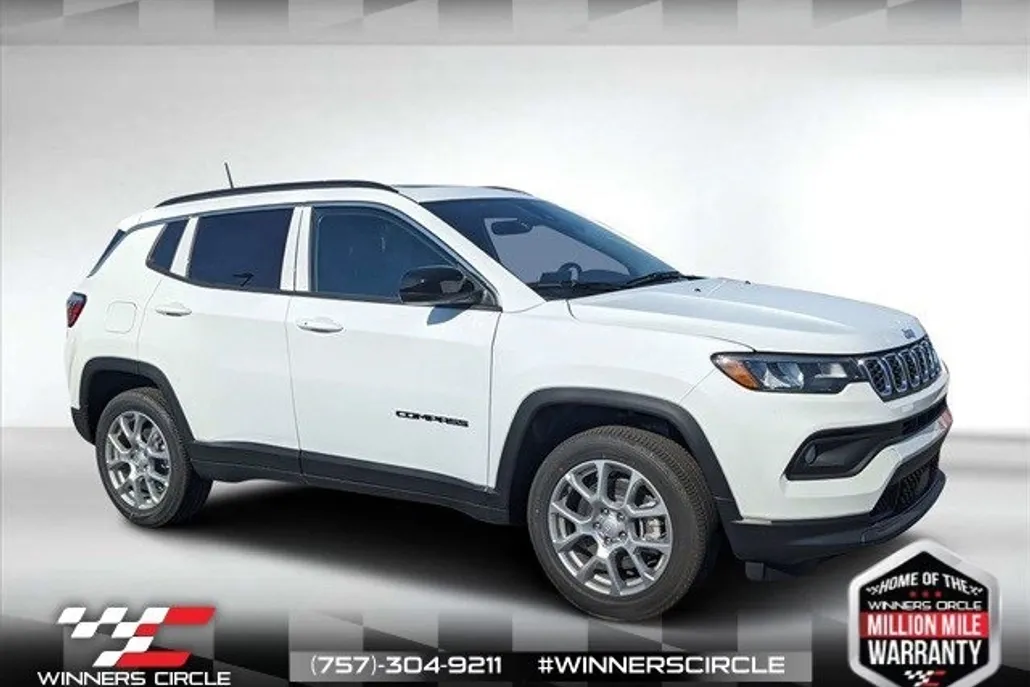2024 Jeep Compass Latitude Lux photo 1