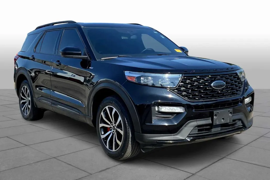 2022 Ford Explorer ST-Line photo 1