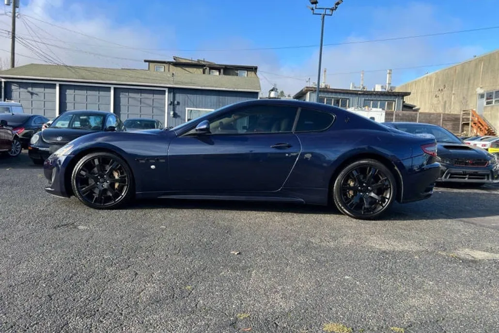 2013 Maserati Granturismo Sport photo 1