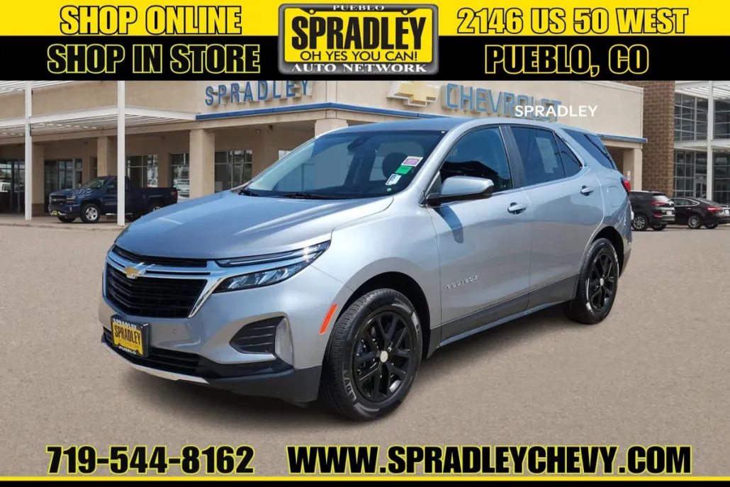 2024 Chevrolet Equinox LT photo 1