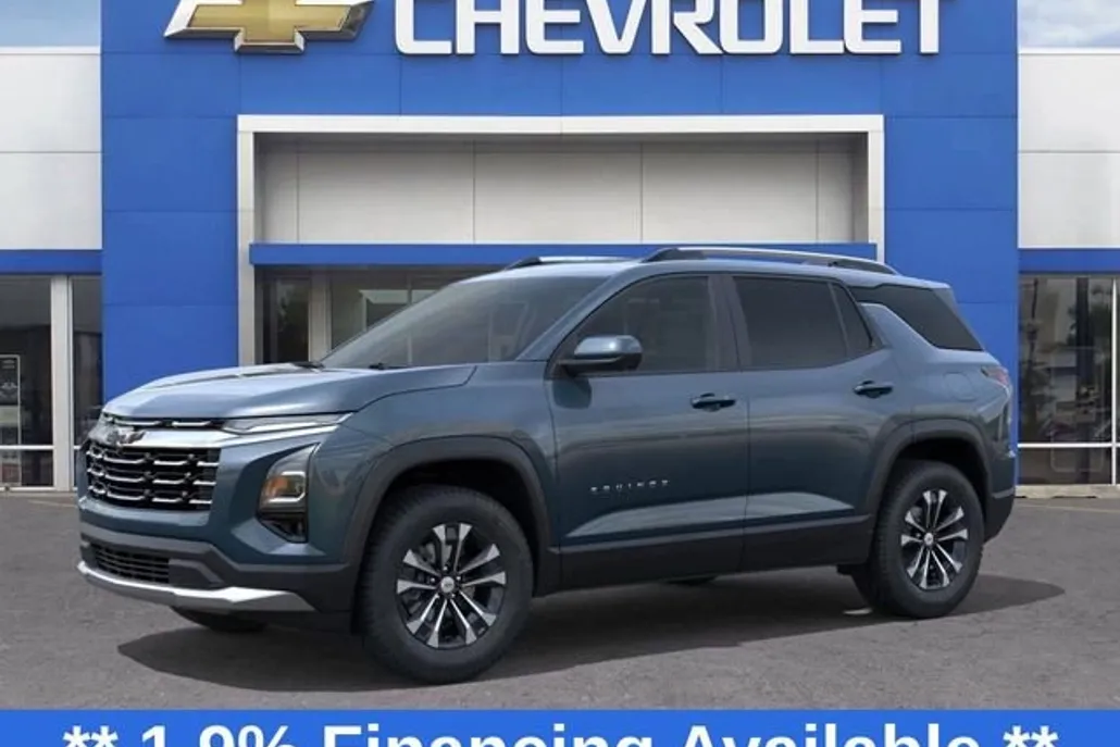 2026 Chevrolet Equinox LT photo 1