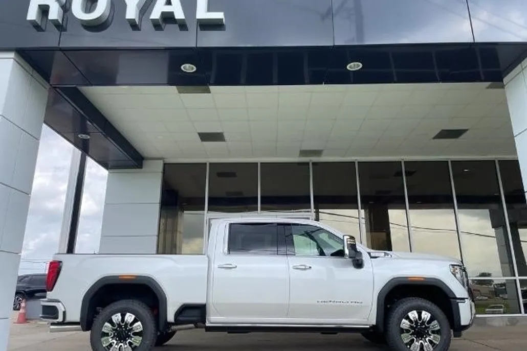 2025 Gmc Sierra 2500 HD Denali photo 1