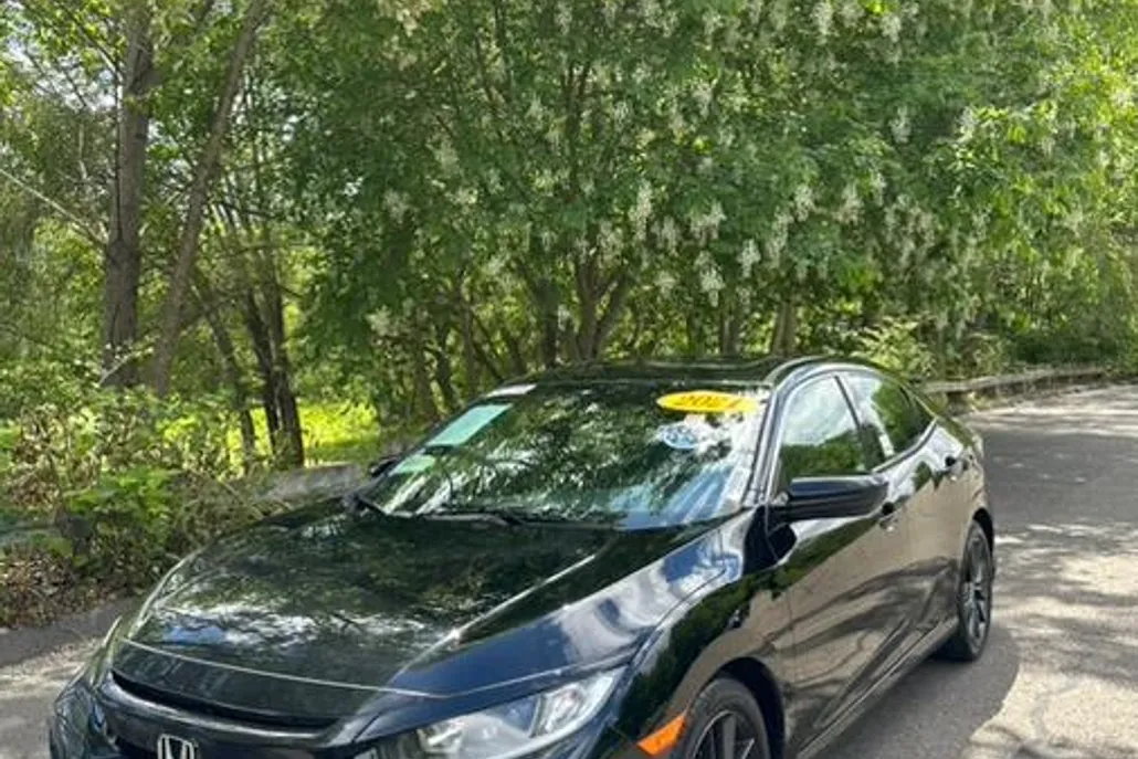 2021 Honda Civic Hatchback EX photo 1