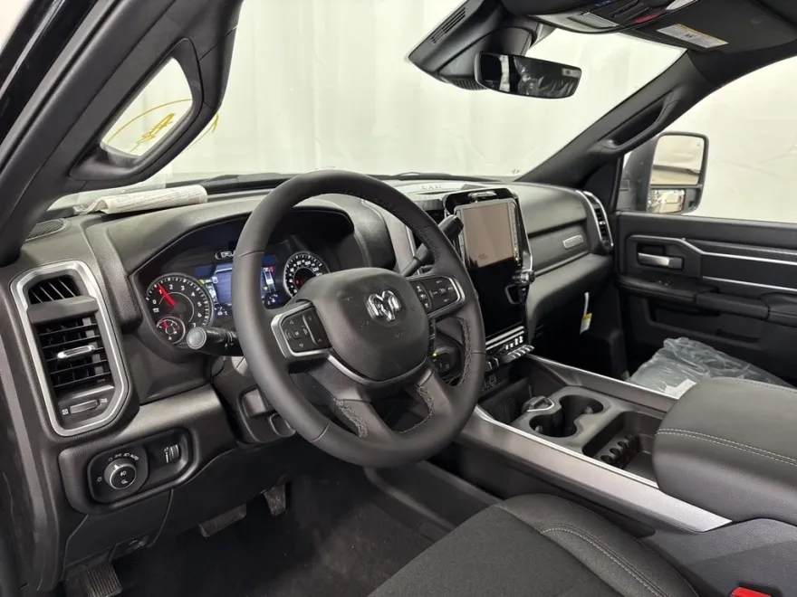 2025 Ram 2500 Big Horn photo 1