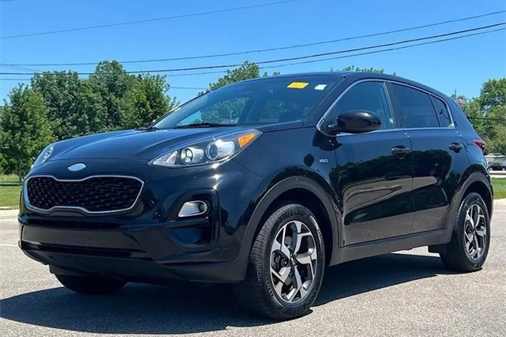 2022 Kia Sportage LX photo 1