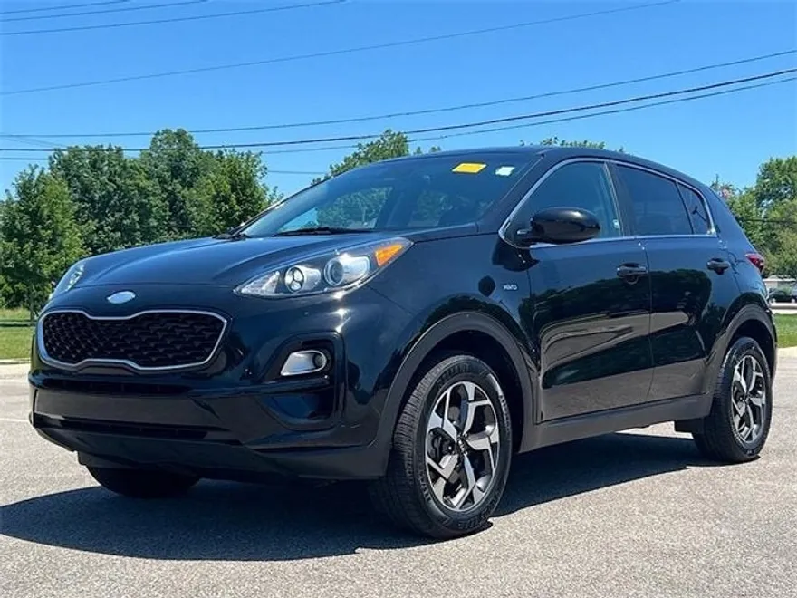 2022 Kia Sportage LX photo 1