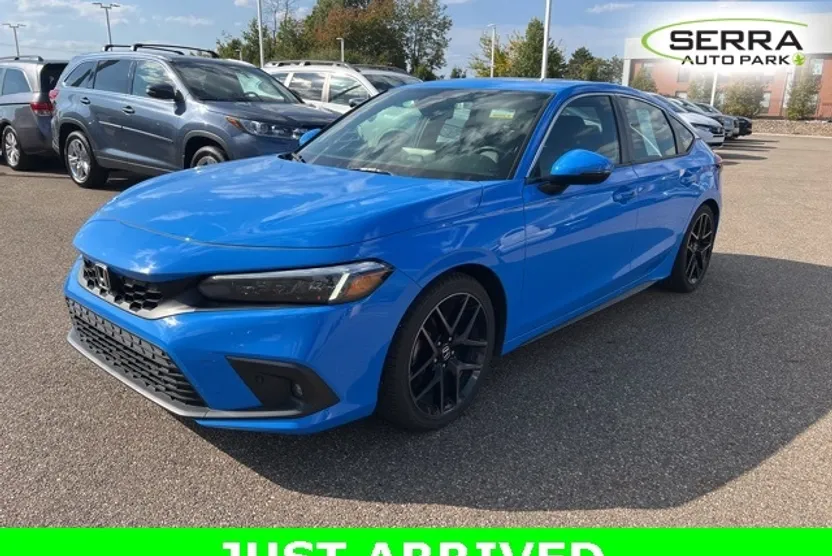 2022 Honda Civic Hatchback Sport Touring photo 1