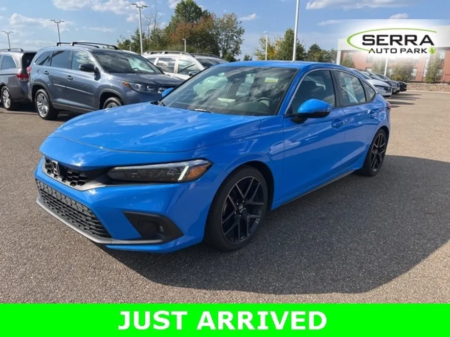 2022 Honda Civic Hatchback Sport Touring photo 1