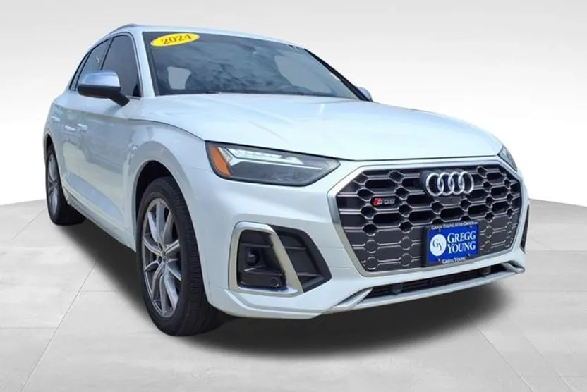 2024 Audi SQ5 Premium Plus photo 1