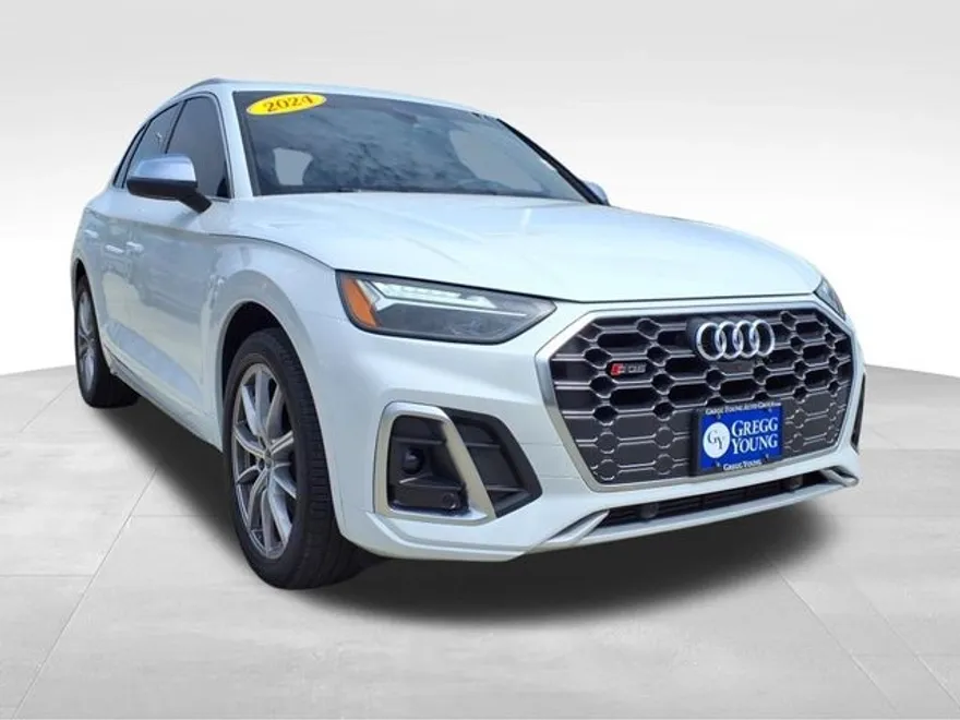 2024 Audi SQ5 Premium Plus photo 1