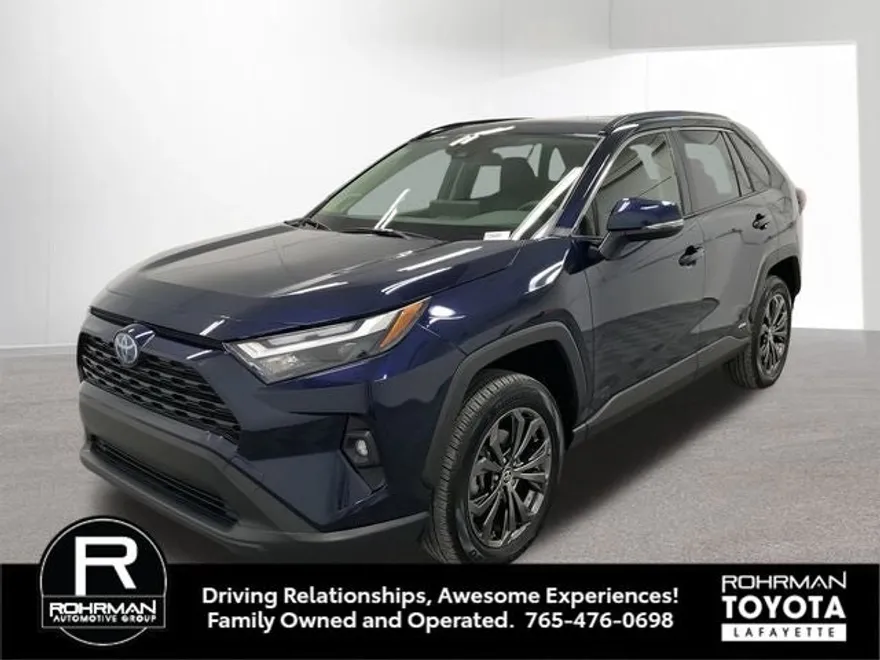 2024 Toyota RAV4 Hybrid XLE Premium photo 1