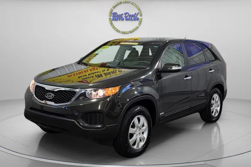 2011 Kia Sorento LX photo 1