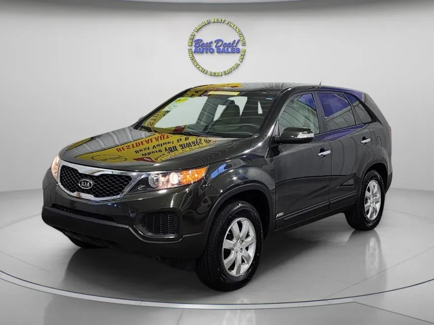 2011 Kia Sorento LX photo 1