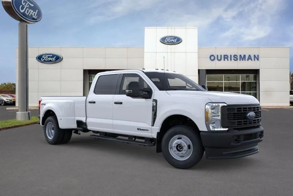 2026 Ford F-350 XL photo 1