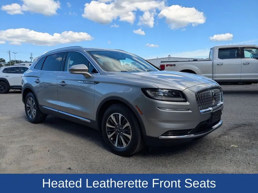 2022 Lincoln Nautilus Standard photo 1