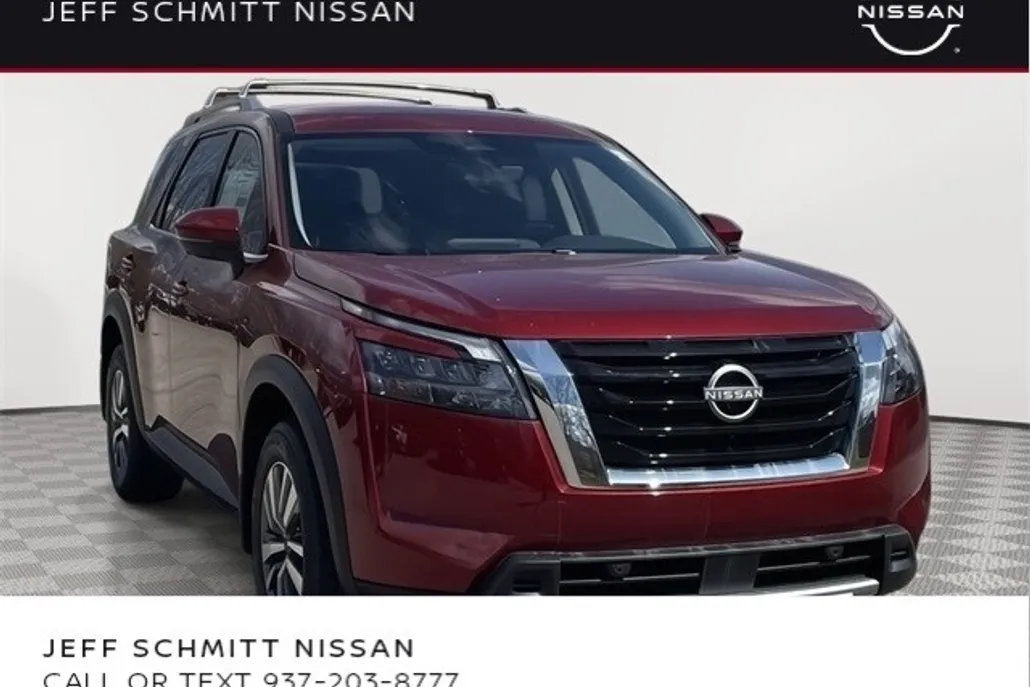 2025 Nissan Pathfinder SL photo 1