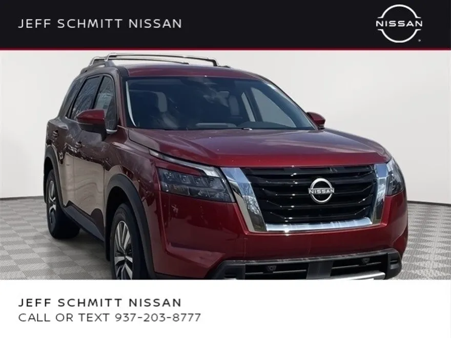 2025 Nissan Pathfinder SL photo 1