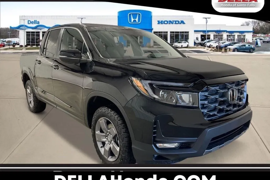 2026 Honda Ridgeline TrailSport photo 1