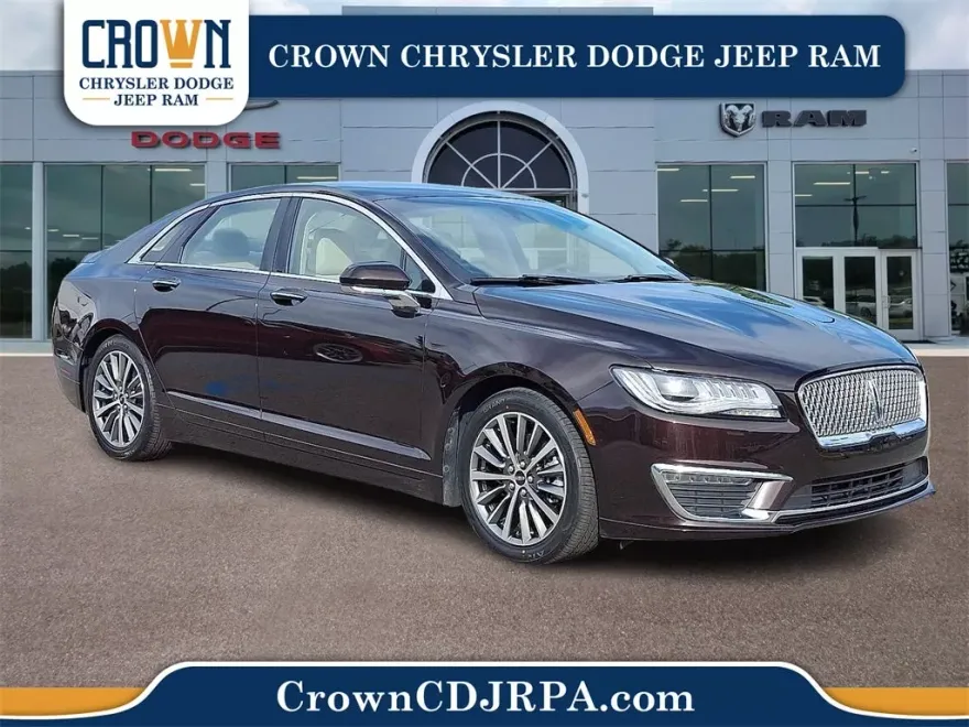 2020 Lincoln MKZ Standard photo 1