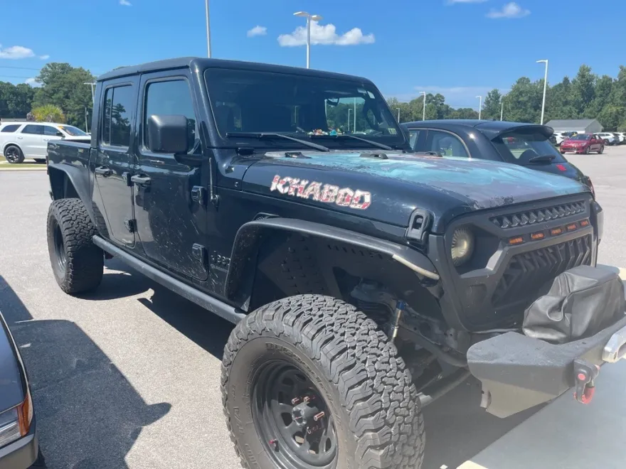 2021 Jeep Gladiator Willys photo 1