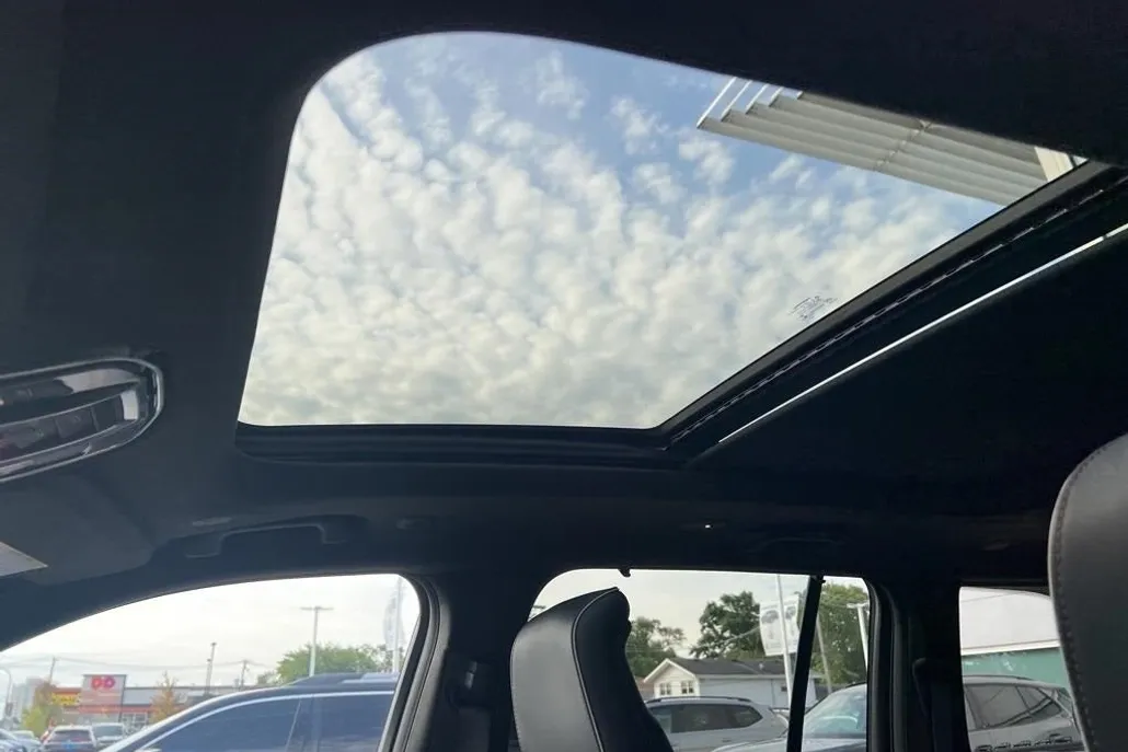2022 Jeep Grand Cherokee Summit Reserve 4xe photo 1