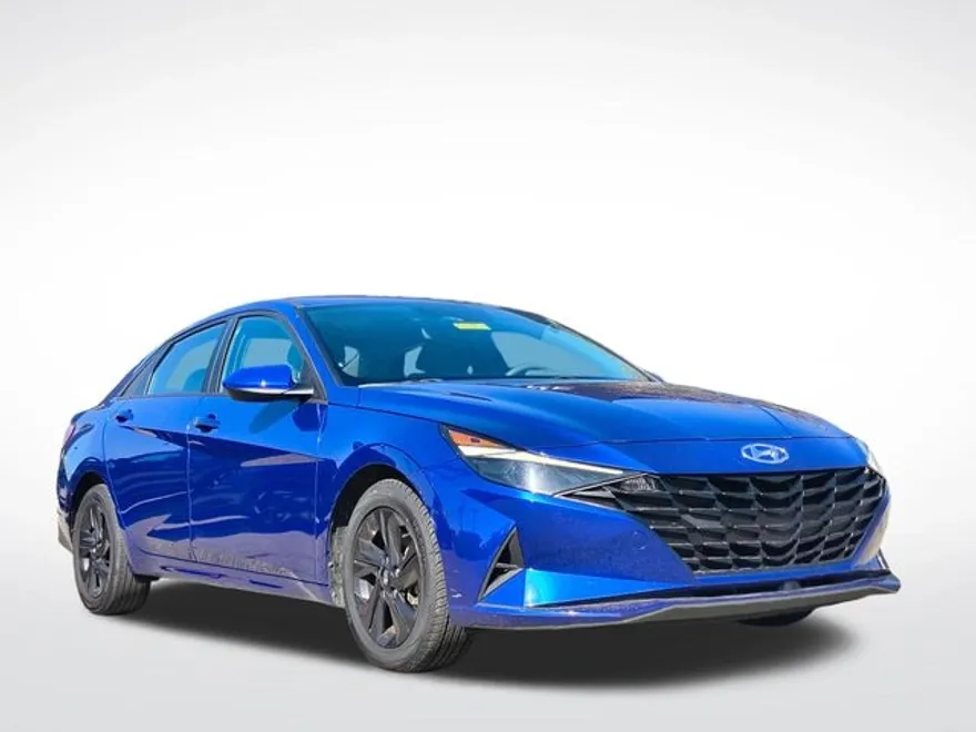 2021 Hyundai Elantra SEL photo 1