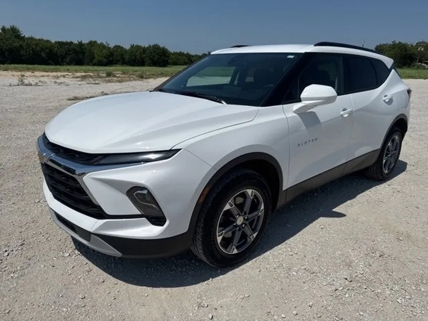 2023 Chevrolet Blazer 2LT photo 1