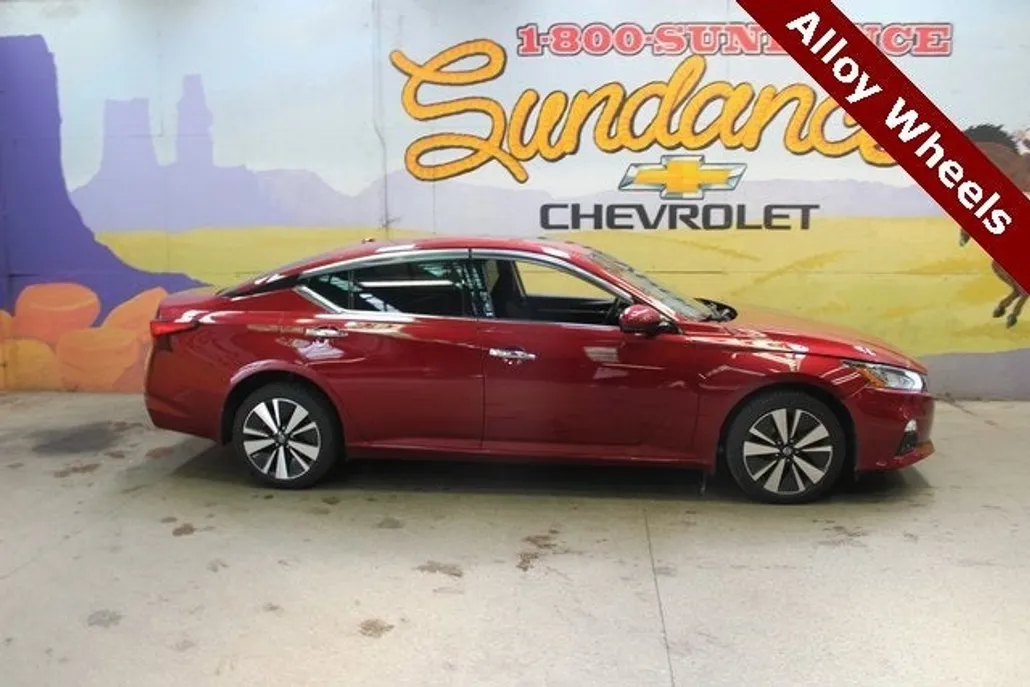 2019 Nissan Altima 2.5 SV photo 1