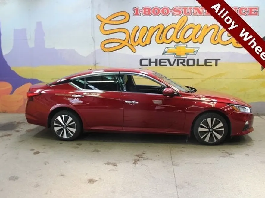2019 Nissan Altima 2.5 SV photo 1