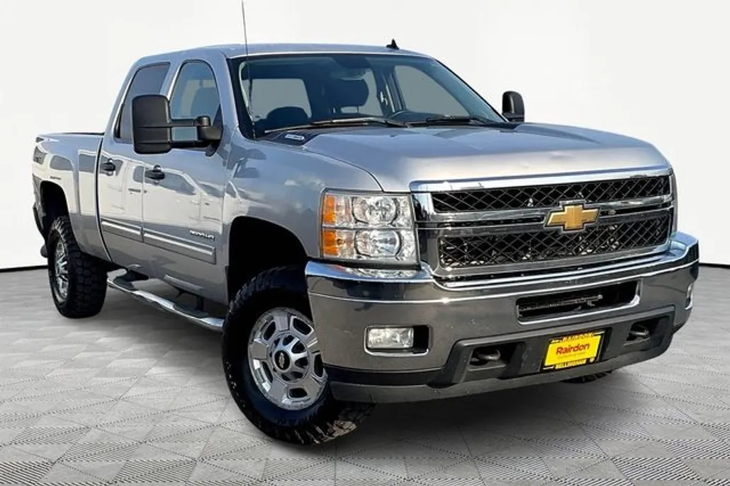 2011 Chevrolet Silverado 2500HD LT photo 1