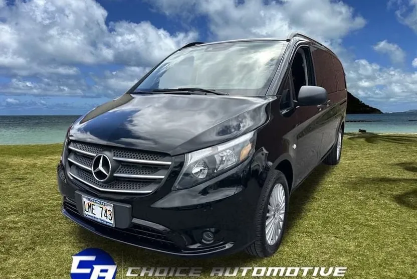 2020 Mercedes Benz Metris Passenger Van photo 1