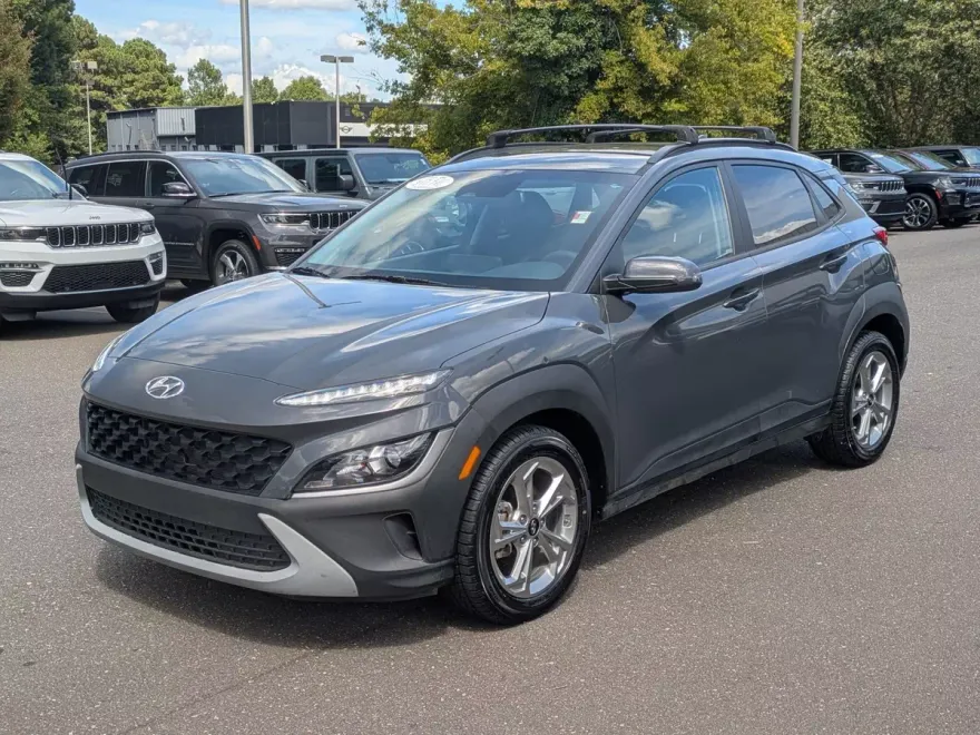 2023 Hyundai Kona SEL photo 1