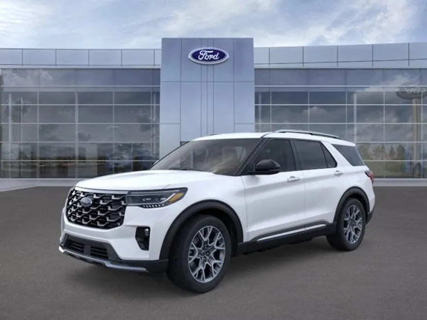 2025 Ford Explorer Platinum photo 1