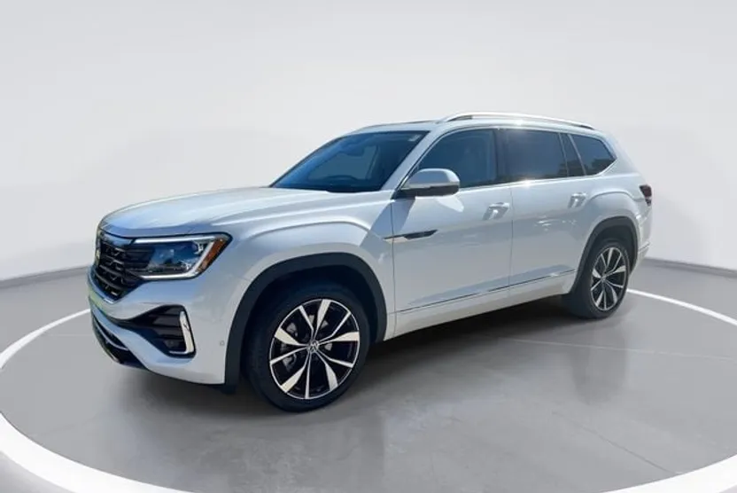 2026 Volkswagen Atlas SEL Premium R-Line photo 1