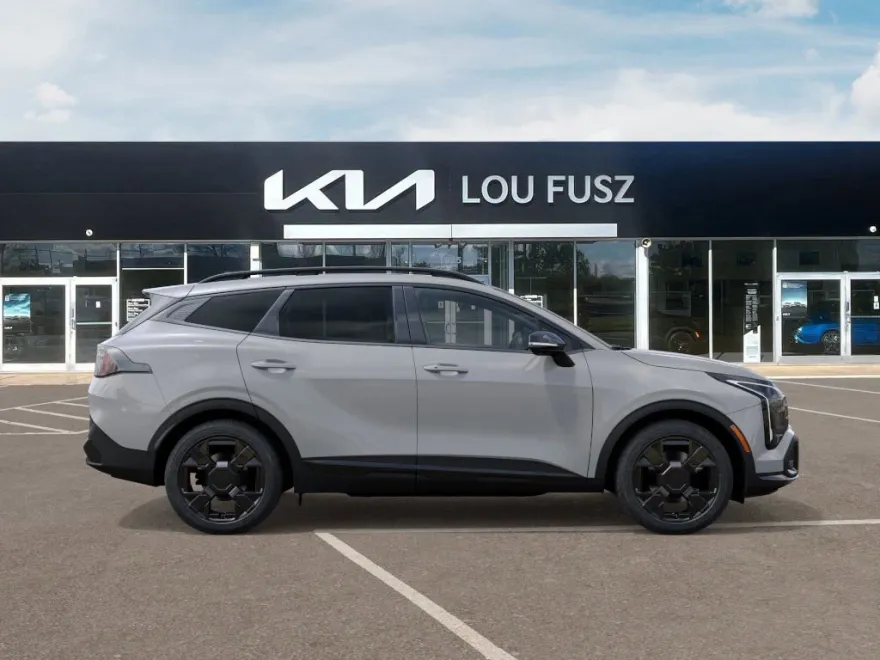 2026 Kia Sportage X-Line photo 1