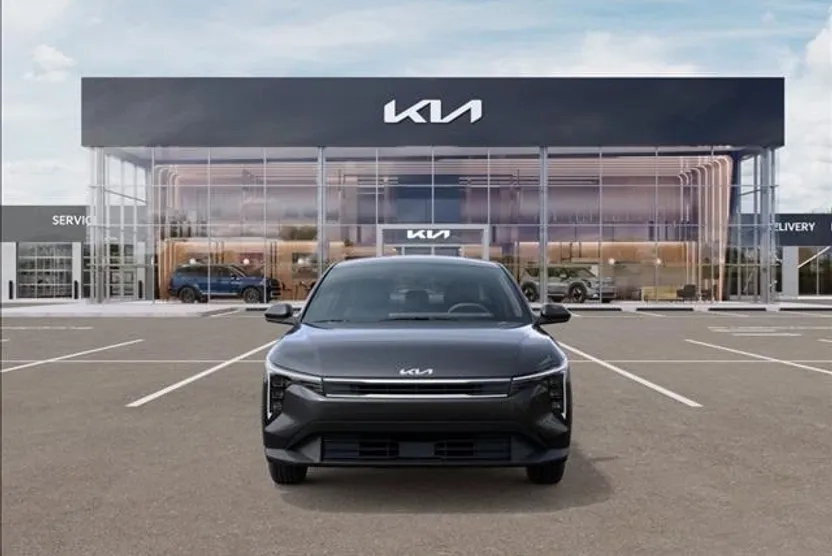 2025 Kia K4 LX photo 1