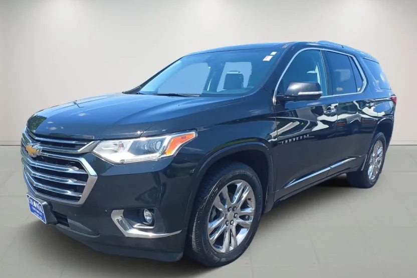 2019 Chevrolet Traverse High Country RS photo 1